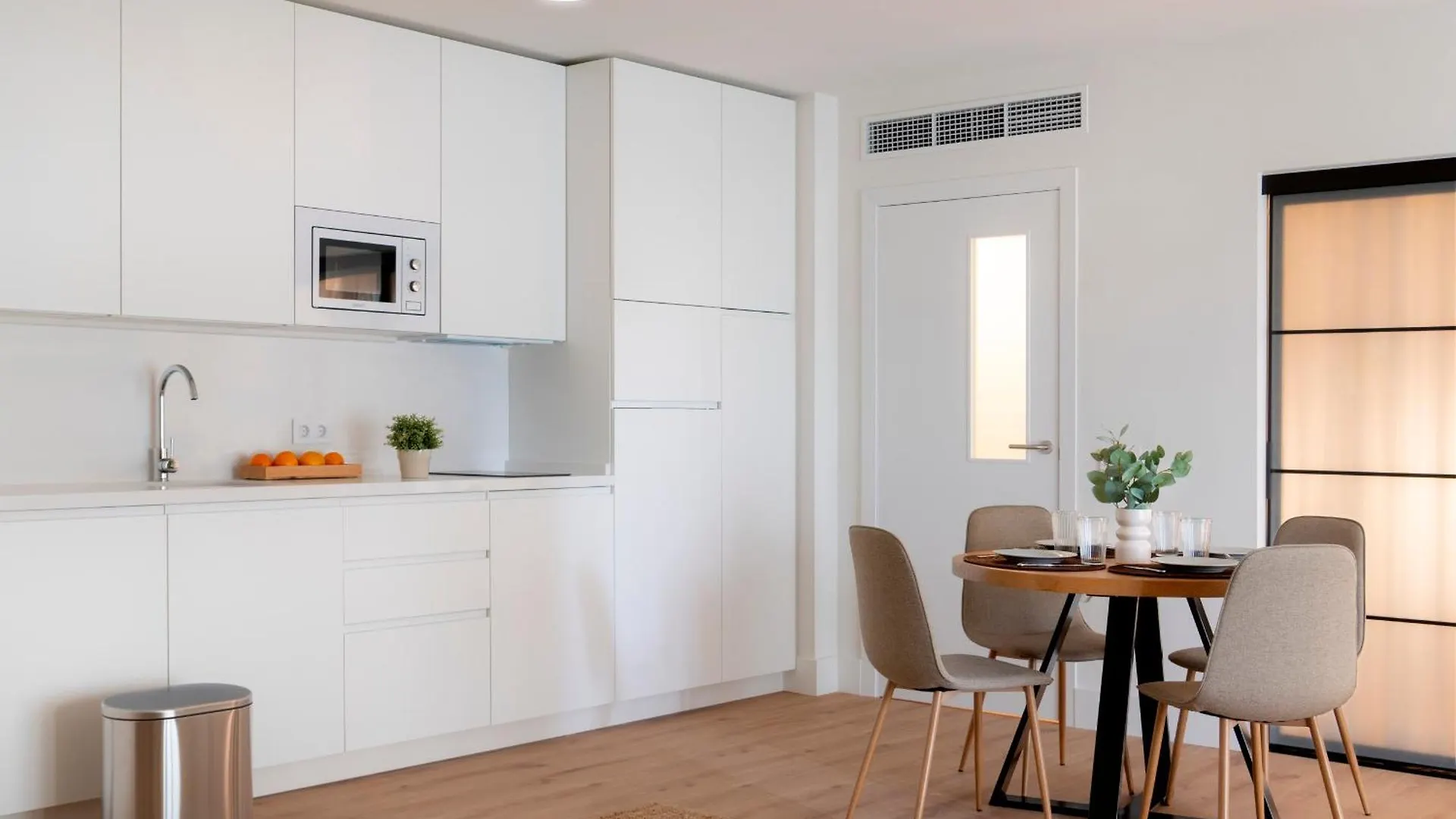 Magno Apartments Principe セビリア 0*,